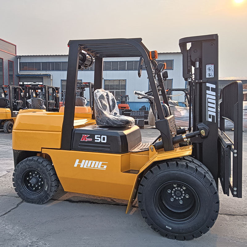 HLMG 3 Ton Diesel Forklift Truck 4M Lifting Height from China Factory
