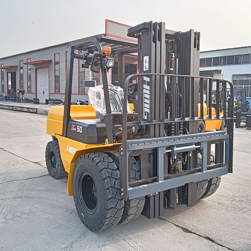 HLMG 3 Ton Diesel Forklift Truck 4M Lifting Height from China Factory